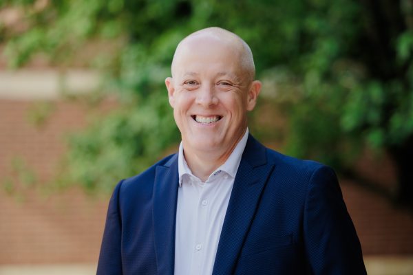 Dr Robert Dillon